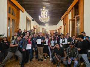 Barragán recibe iniciativa ciudadana para proteger a motociclistas de conductores irresponsables