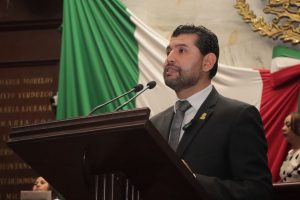Propone Octavio Ocampo cárcel para el “halconeo digital” y el espionaje con cámaras ilegales en Michoacán