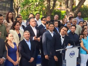 «Son unos vulgares», acusa PAN nacional a Morena.